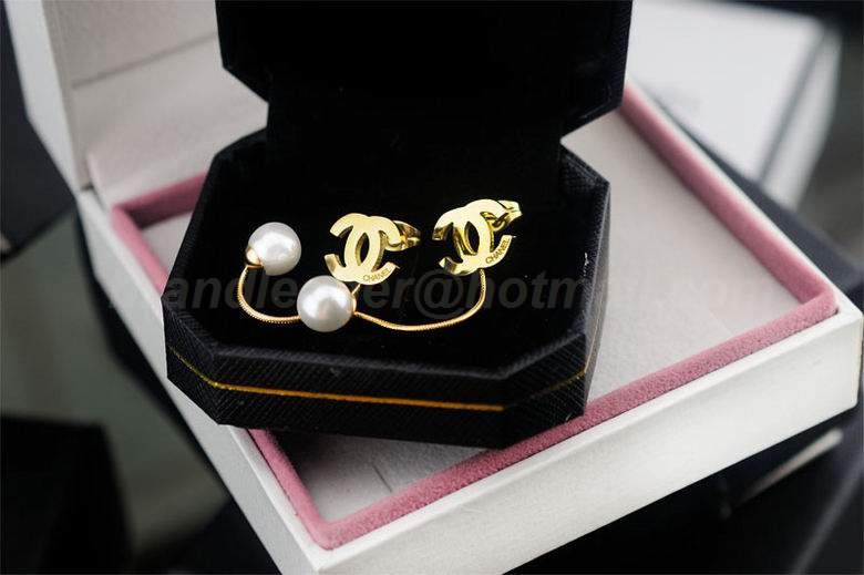 Chanel Earrings 618